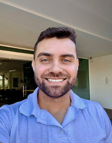 Dr. Álvaro Freitas Faustino Dias